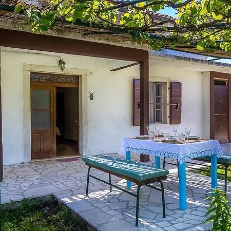 Holiday Iris * Labin (Istria)